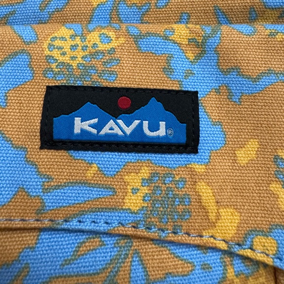 Kavu Keeper Sky Bloom Keeper Crossbody Bag - Picture 7 of 11